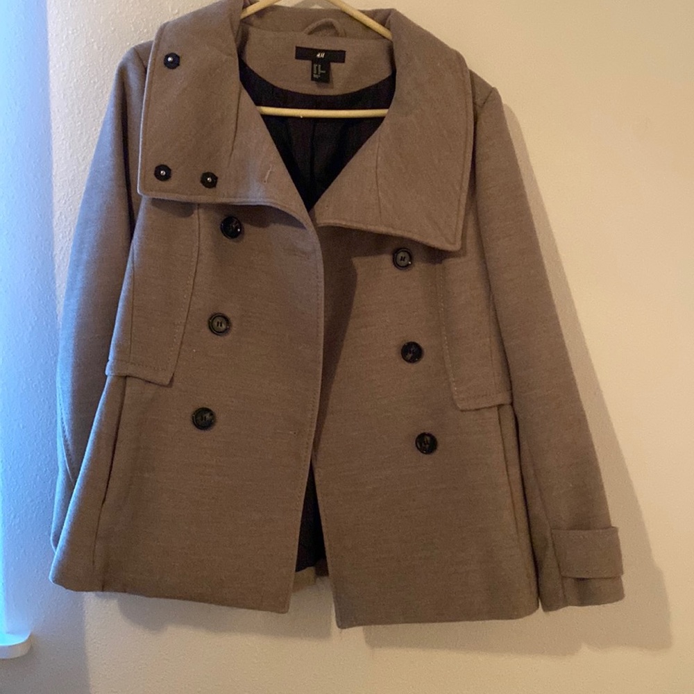 Cut jacket from H&M. Only worn a couple times.